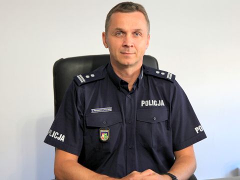 Komendant Powiatowy Policji w Żarach młodszy inspektor Armand Pisarczyk-Łyczywek