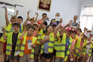 dzieci w KPP w Żarach