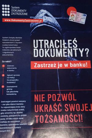 plakat z napisem : utraciłeś dokumenty, zastrzeż je w banku