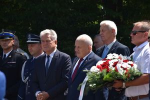 przedstawiciele policji władz państwowych i samorządowych