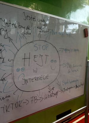PLAKAT HEJT